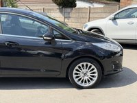 USED 2014 14 FORD FIESTA 1.0T EcoBoost Titanium Hatchback 5dr Petrol Powershift Euro 5 (100 ps) AUTO + P SENSORS