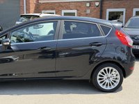 USED 2014 14 FORD FIESTA 1.0T EcoBoost Titanium Hatchback 5dr Petrol Powershift Euro 5 (100 ps) AUTO + P SENSORS