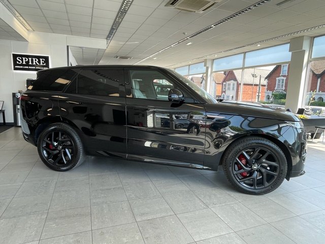 View our LAND ROVER RANGE ROVER SPORT
