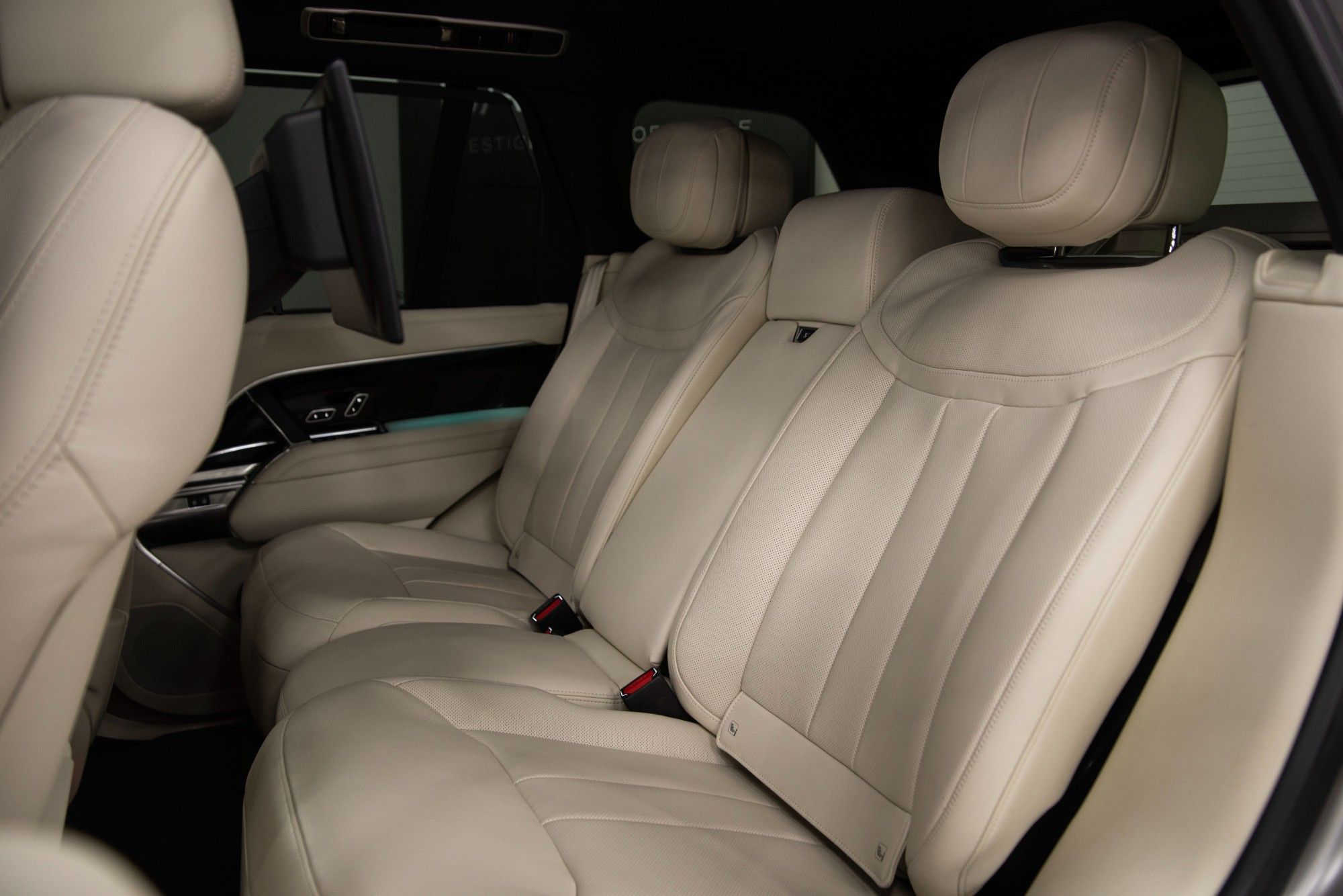 USED 2022 A LAND ROVER RANGE ROVER 4.4 P530 V8 Autobiography 