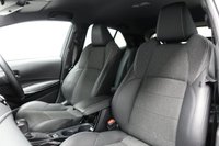 USED 2022 22 TOYOTA COROLLA 1.8 VVT-h GPF Design Hatchback 5dr Petrol Hybrid CVT Euro 6 (s/s) (122 ps) FULL HISTORY+NAV+HEATED SEATS