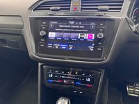USED 2023 23 VOLKSWAGEN TIGUAN 2.0 TDI R-Line SUV 5dr Diesel DSG 4Motion Euro 6 (s/s) (150 ps) 2 KEYS FSH