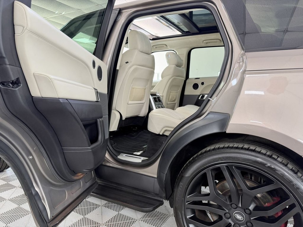 USED 2017 67 LAND ROVER RANGE ROVER SPORT 3.0 SD V6 Autobiography Dynamic SUV 5dr Diesel Auto 4WD Euro 6 (s/s) (306 ps) 