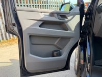USED 2024 24 VOLKSWAGEN TRANSPORTER 2.0 BiTDI T32 Highline Kombi Double Cab 5dr Diesel DSG FWD SWB Euro 6 (s/s) (204 ps) 