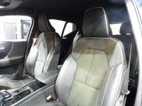 USED 2018 68 VOLVO XC40 2.0 D4 R-Design SUV 5dr Diesel Auto AWD Euro 6 (s/s) (190 ps) **FINANCE FROM 7.9 %APR AVAILABLE**