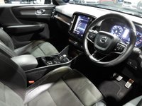 USED 2018 68 VOLVO XC40 2.0 D4 R-Design SUV 5dr Diesel Auto AWD Euro 6 (s/s) (190 ps) **FINANCE FROM 7.9 %APR AVAILABLE**