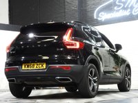USED 2018 68 VOLVO XC40 2.0 D4 R-Design SUV 5dr Diesel Auto AWD Euro 6 (s/s) (190 ps) **FINANCE FROM 7.9 %APR AVAILABLE**