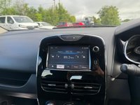 USED 2014 64 RENAULT CLIO 1.2 16V Dynamique MediaNav Hatchback 5dr Petrol Manual Euro 5 (75 ps) 7 SERVICE STAMPS/2 MAIN DEALER