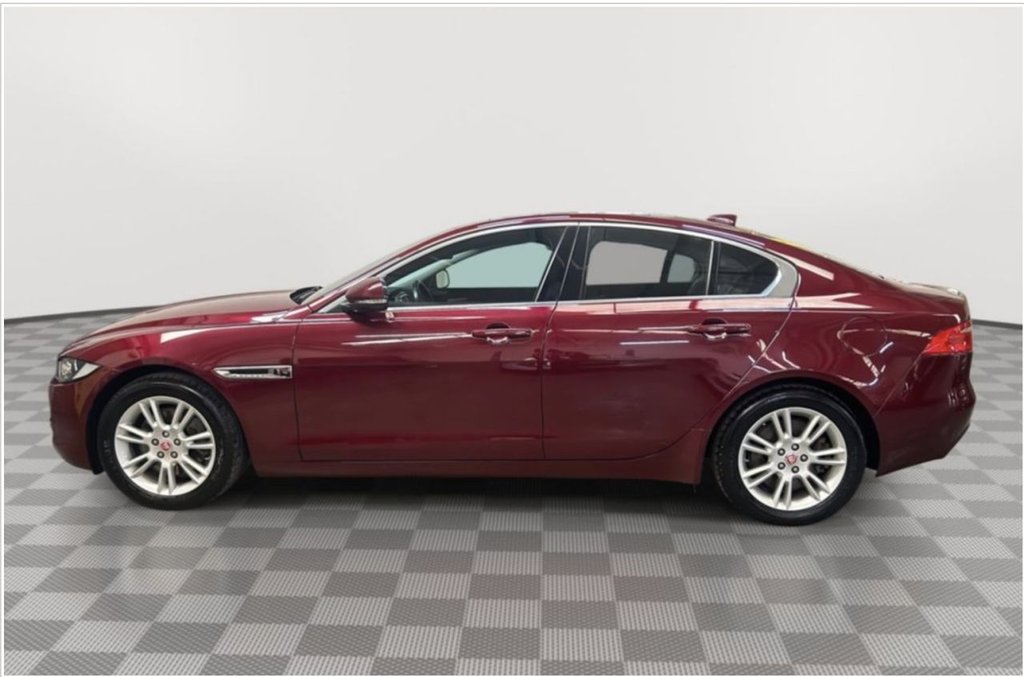 USED 2017 17 JAGUAR XE 2.0i Prestige Saloon 4dr Petrol Auto Euro 6 (s/s) (200 ps)