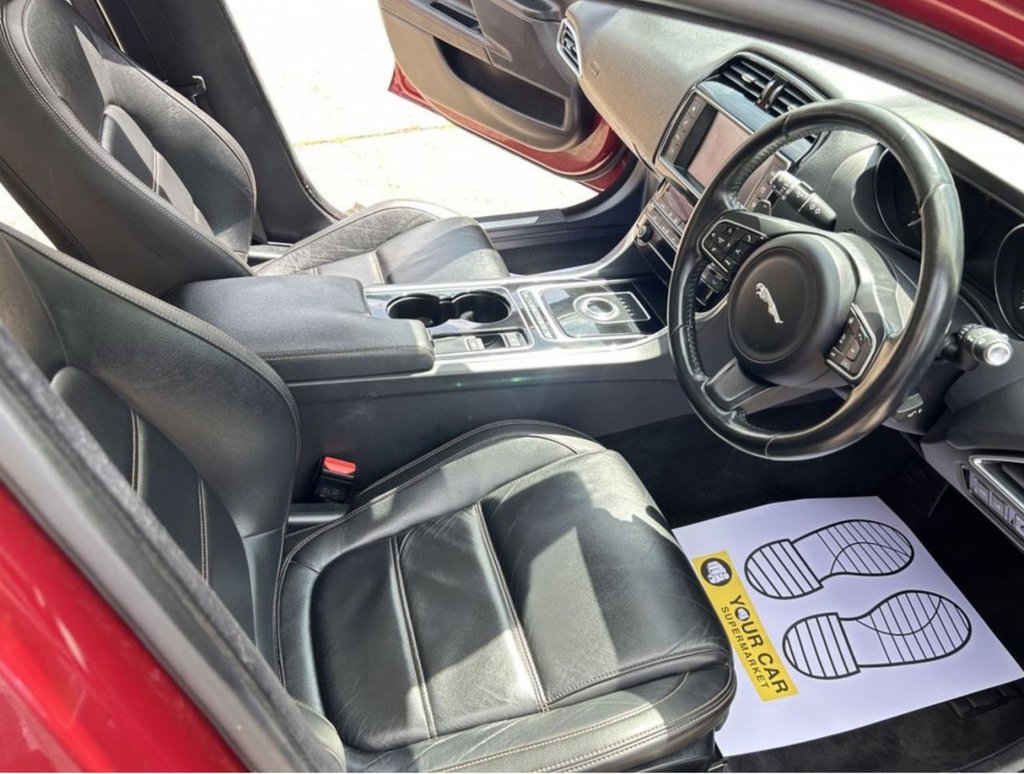 USED 2017 17 JAGUAR XE 2.0i Prestige Saloon 4dr Petrol Auto Euro 6 (s/s) (200 ps)