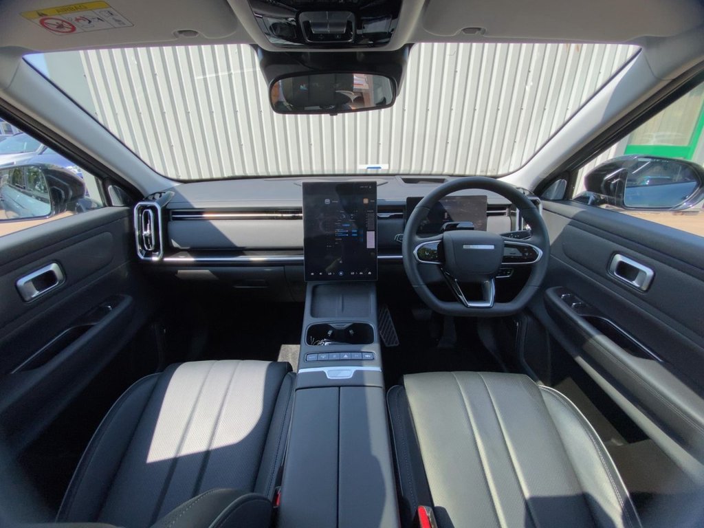 USED 2025 25 JAECOO 7 1.5T SHS 18.3kWh Luxury SUV 5dr Petrol Plug-in Hybrid Auto Euro 6 (s/s) (204 ps) PANROOF+540&deg;CAMERA+HUD+CARPLAY