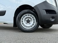 USED 2022 72 NISSAN INTERSTAR 2.3 dCi 35 Tekna Dropside 2dr Diesel Manual FWD L3 Euro 6 (s/s) (145 ps) TAIL LIFT | SUSPENSION SEAT
