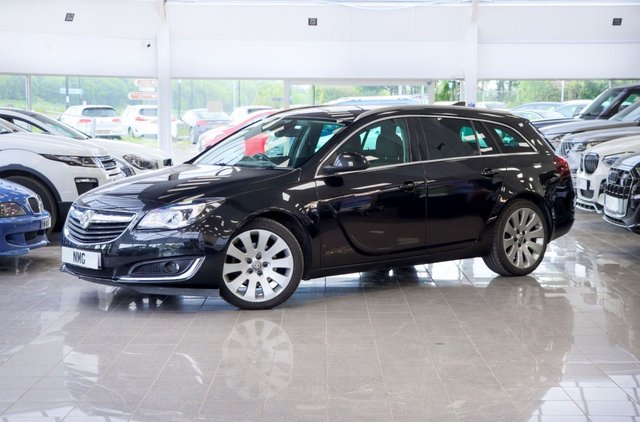View our Vauxhall Insignia 2.0 CDTi Elite Nav Sports Tourer 5dr Diesel Manual Euro 6 (s/s) (170 ps)