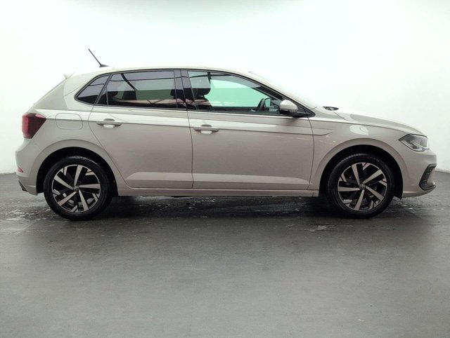 USED 2023 73 VOLKSWAGEN POLO 1.0 Polo Life TSi 5dr CLICK+COLLECT / HOME DELIVERY
