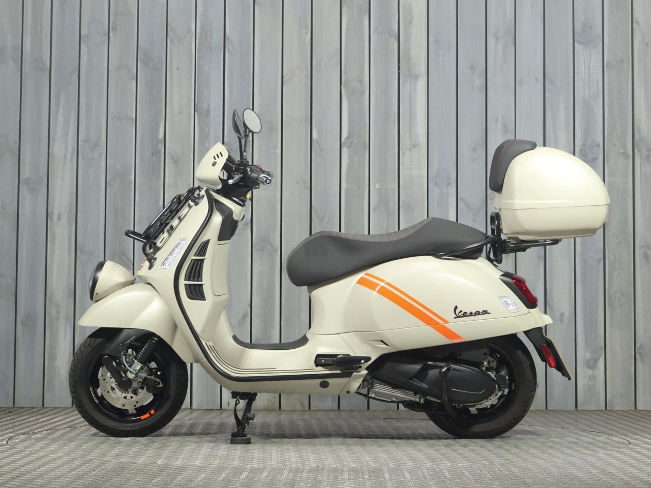 PIAGGIO Vespa GTV 300