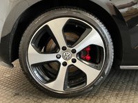 USED 2015 15 VOLKSWAGEN GOLF 2.0 TSI BlueMotion Tech GTI Launch Hatchback 3dr Petrol Manual Euro 6 (s/s) (220 ps) 