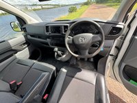 USED 2019 69 VAUXHALL VIVARO 1.5 Turbo D 2900 Sportive Panel Van 5dr Diesel Manual L2 H1 Euro 6 (s/s) (100 ps) CRUISE CONTROL