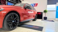 USED 2018 18 BMW 3 SERIES 2.0 320d M Sport Shadow Edition Touring Auto xDrive Euro 6 (s/s) 5dr PERFORMANCEKIT+SHADOWED+4WD+
