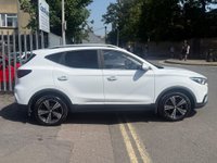 USED 2020 70 MG MG ZS 44.5kWh Exclusive Auto 5dr 