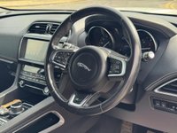 USED 2019 19 JAGUAR F-PACE 2.0 D180 R-Sport Auto AWD Euro 6 (s/s) 5dr FRESHLY SERVICED! 2 KEYS!