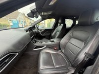 USED 2019 19 JAGUAR F-PACE 2.0 D180 R-Sport Auto AWD Euro 6 (s/s) 5dr FRESHLY SERVICED! 2 KEYS!