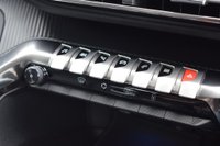 USED 2017 67 PEUGEOT 3008 1.6 BlueHDi Allure SUV 5dr Diesel Manual Euro 6 (s/s) (120 ps) Apple Car Play, Android Auto, Cam.