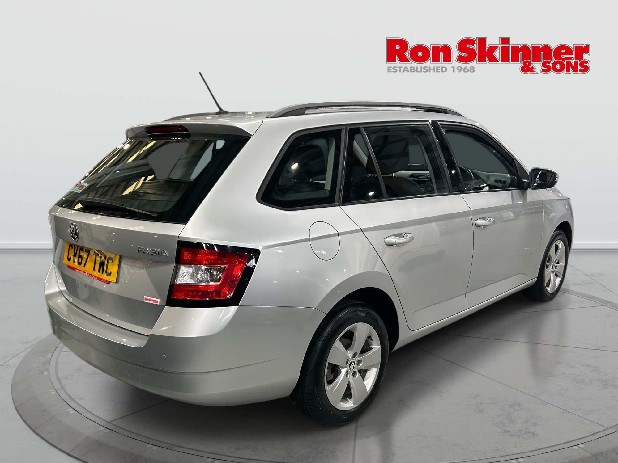 USED 2017 67 SKODA FABIA 1.0 TSI SE Estate 5dr Petrol Manual Euro 6 (s/s) (110 ps) 