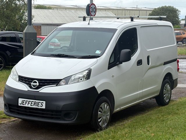 View our NISSAN NV200