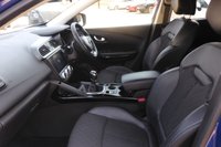 USED 2020 70 RENAULT KADJAR 1.3 TCe Iconic SUV 5dr Petrol Manual Euro 6 (s/s) (160 ps) 
