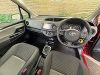 USED 2020 08 TOYOTA YARIS 1.5 VVT-i Icon Hatchback 5dr Petrol CVT Euro 6 (111 ps) 12 MONTHS AA, FRESH SERVICE