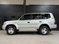 USED 2001 Y TOYOTA LAND CRUISER 3.4 VX SUV 5dr Petrol Automatic (341 g/km, 176 bhp) 