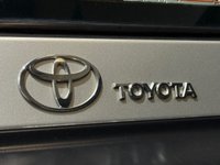 USED 2001 Y TOYOTA LAND CRUISER 3.4 VX SUV 5dr Petrol Automatic (341 g/km, 176 bhp) 