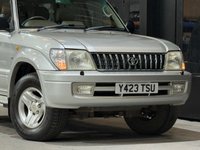 USED 2001 Y TOYOTA LAND CRUISER 3.4 VX SUV 5dr Petrol Automatic (341 g/km, 176 bhp) 