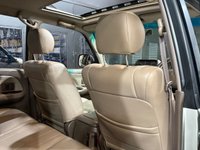 USED 2001 Y TOYOTA LAND CRUISER 3.4 VX SUV 5dr Petrol Automatic (341 g/km, 176 bhp) 