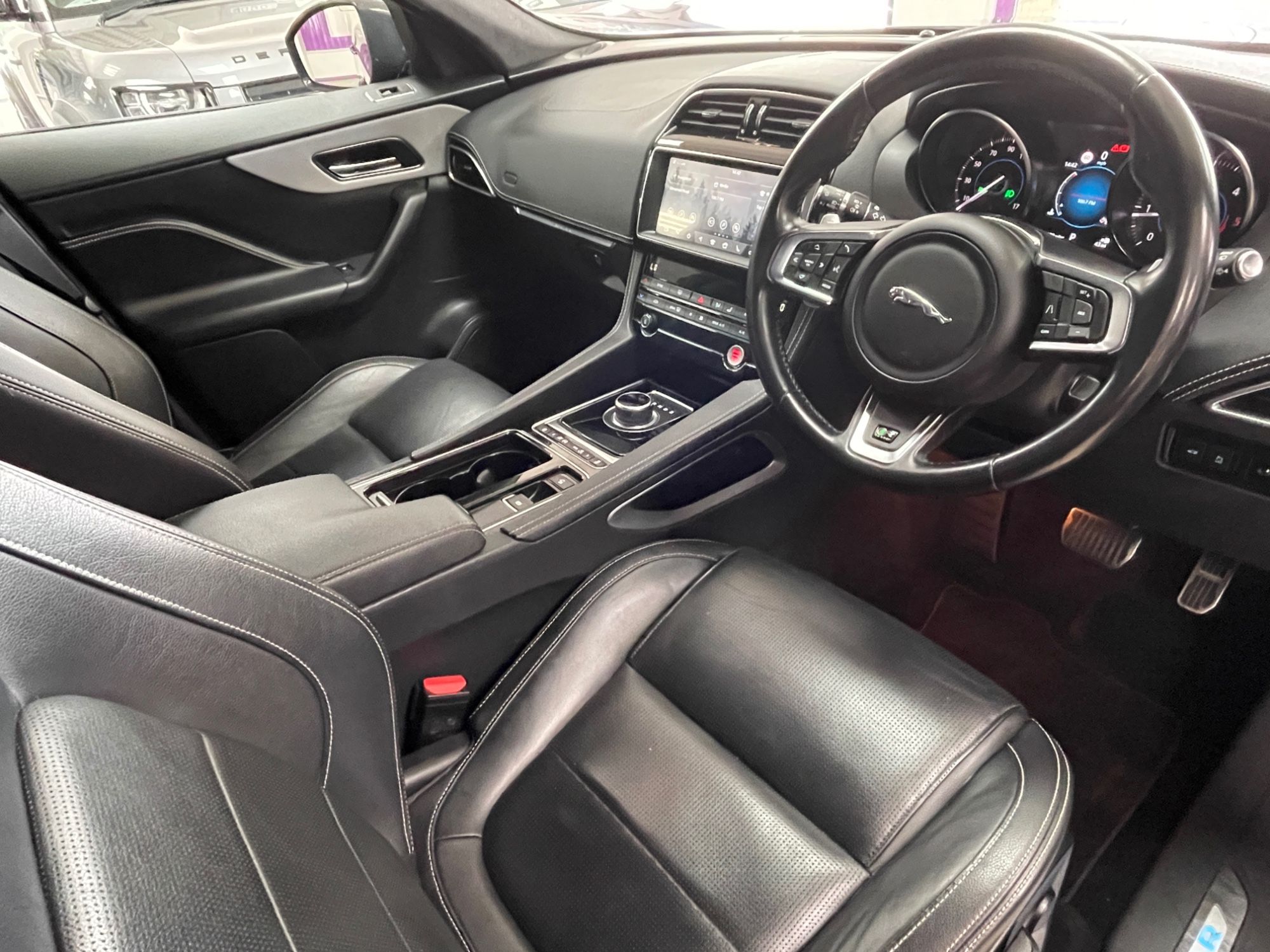 USED 2020 20 JAGUAR F-PACE 2.0 D180 R-Sport SUV 5dr Diesel Auto AWD Euro 6 (s/s) (180 ps) 