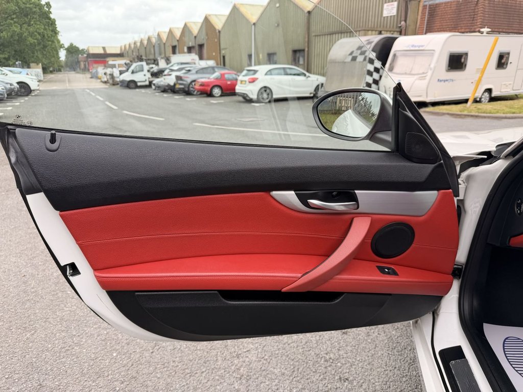 USED 2014 64 BMW Z4 2.0 20i M Sport Convertible 2dr Petrol Manual sDrive Euro 6 (s/s) (184 ps) Sat Nav, Parking Sensors