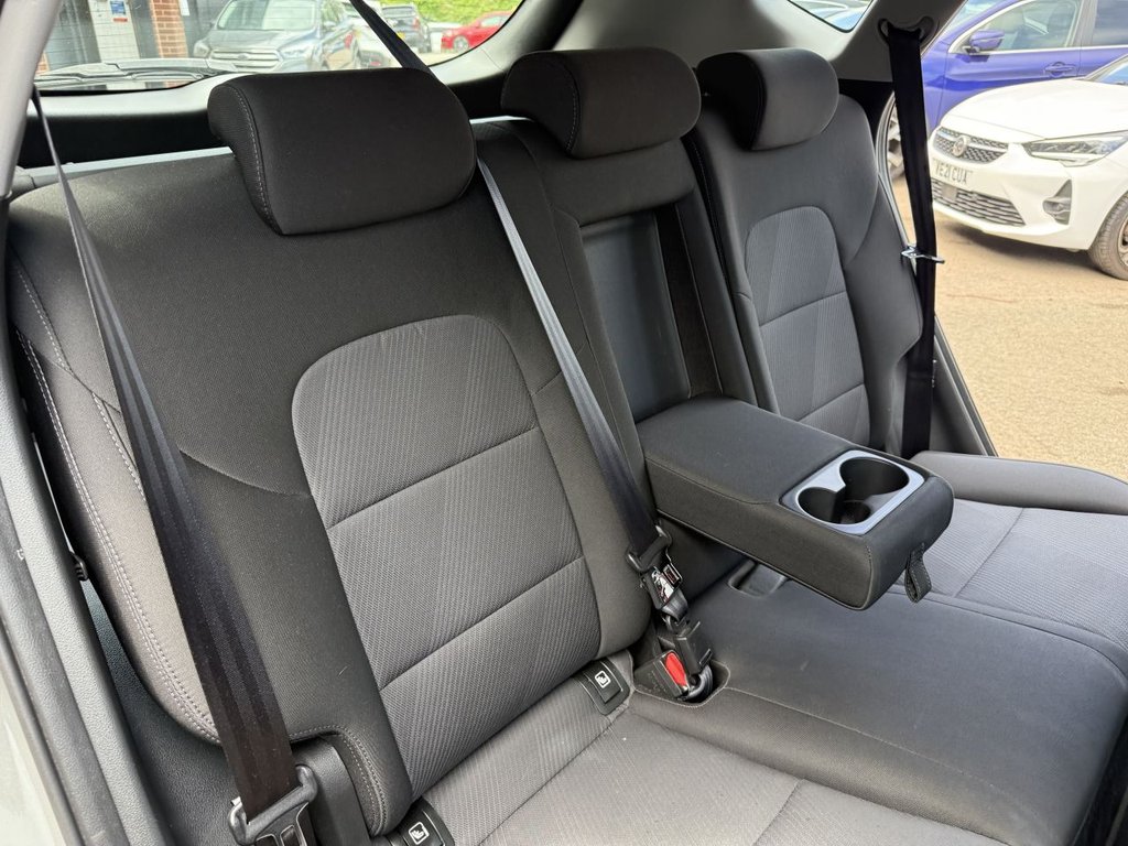 USED 2019 69 HYUNDAI TUCSON 1.6 GDi S Connect SUV 5dr Petrol Manual Euro 6 (s/s) (132 ps) Apple CarPlay, Rear Camera