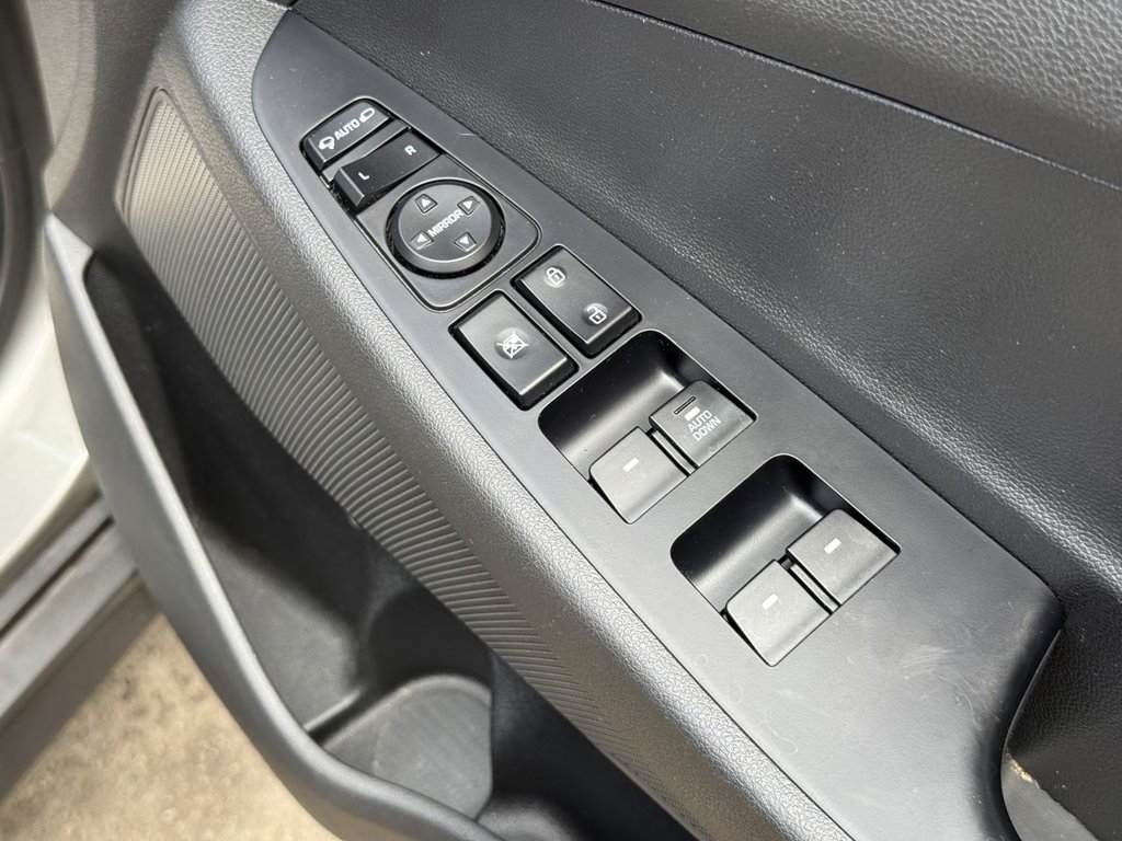 USED 2019 69 HYUNDAI TUCSON 1.6 GDi S Connect SUV 5dr Petrol Manual Euro 6 (s/s) (132 ps) Apple CarPlay, Rear Camera