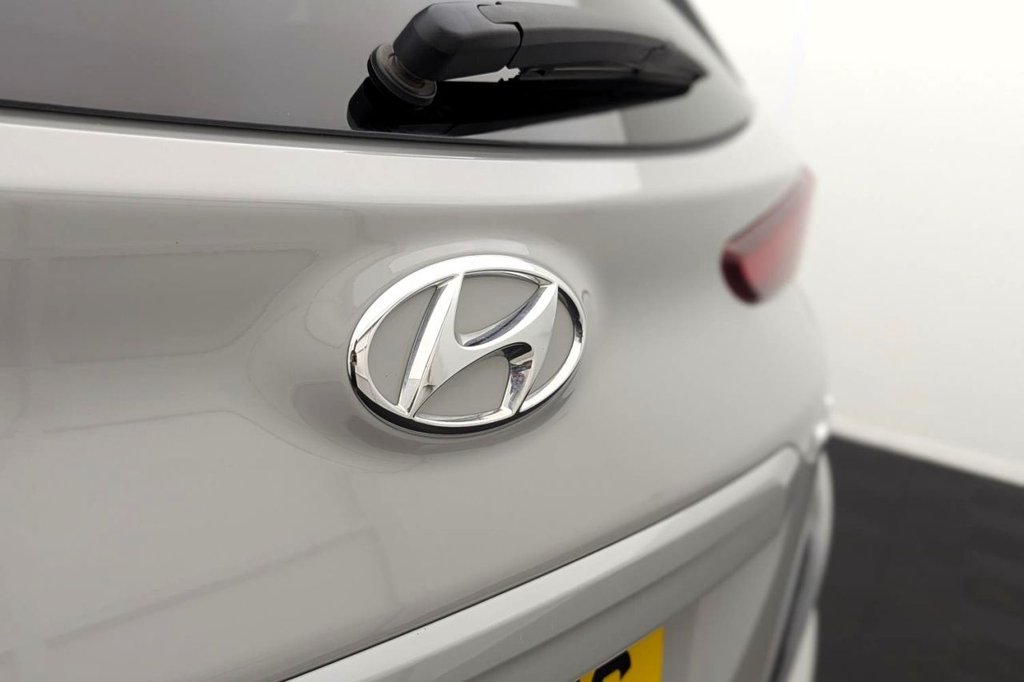 USED 2023 23 HYUNDAI KONA 1.0 T-GDi MHEV N Line SUV 5dr Petrol Hybrid Manual Euro 6 (s/s) (120 ps) Car Play, Sat Nav, Cruise