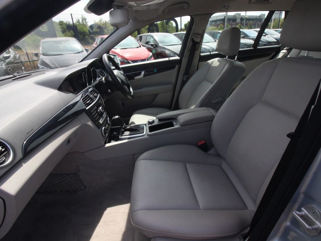 USED 2012 62 MERCEDES-BENZ C-CLASS 2.1 C200 CDI BlueEfficiency Executive SE Estate 5dr Diesel G-Tronic+ Euro 5 (s/s) (136 ps) **CLEARANCE VEHICLE**