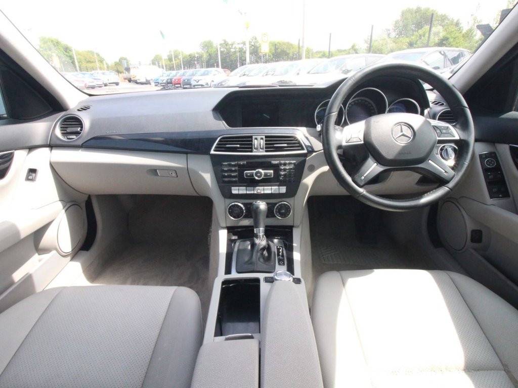 USED 2012 62 MERCEDES-BENZ C-CLASS 2.1 C200 CDI BlueEfficiency Executive SE Estate 5dr Diesel G-Tronic+ Euro 5 (s/s) (136 ps) **CLEARANCE VEHICLE**