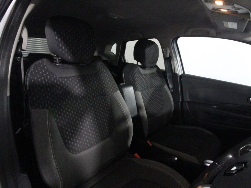 USED 2017 67 RENAULT CAPTUR 0.9 TCe ENERGY Dynamique S Nav SUV 5dr Petrol Manual Euro 6 (s/s) (90 ps) 