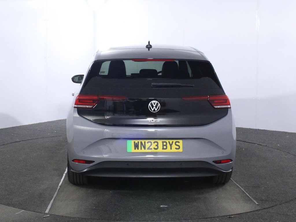 USED 2023 23 VOLKSWAGEN ID.3 Pro Performance 58kWh Life Hatchback 5dr Electric Auto (204 ps) 