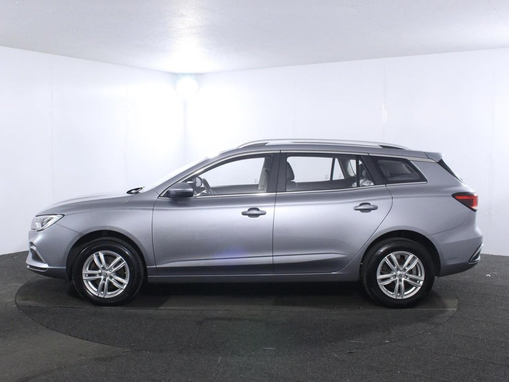 USED 2022 22 MG MG5 61.1kWh Exclusive Long Range Estate 5dr Electric Auto (156 ps) 