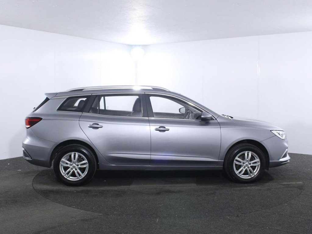 USED 2022 22 MG MG5 61.1kWh Exclusive Long Range Estate 5dr Electric Auto (156 ps) 