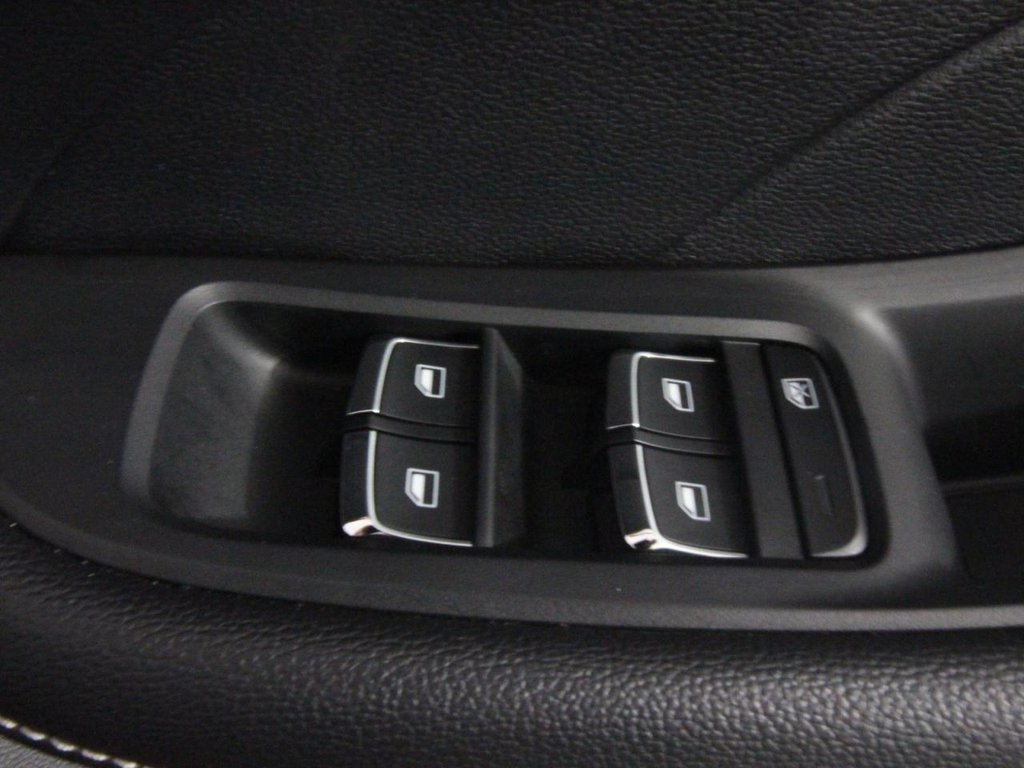 USED 2022 22 MG MG5 61.1kWh Excite Long Range Estate 5dr Electric Auto (156 ps) 
