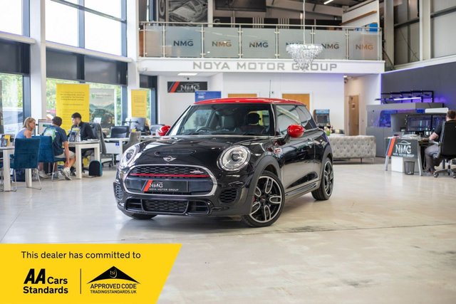 View our MINI Hatch 2.0 John Cooper Works Hatchback 3dr Petrol Manual Euro 6 (s/s) (231 ps)