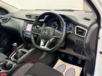 USED 2020 20 NISSAN QASHQAI 1.3 DIG-T N-CONNECTA 140 BHP + SAT NAV + GLASS SUNROOF SIX MONTH WARRANTY JUNE 2027 MOT