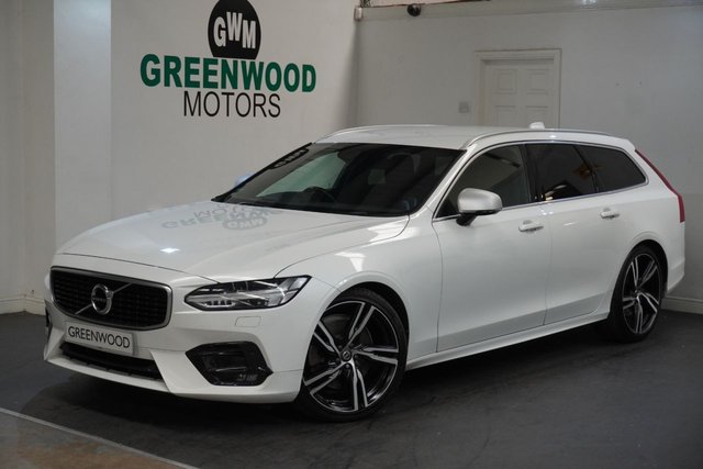 View our VOLVO V90