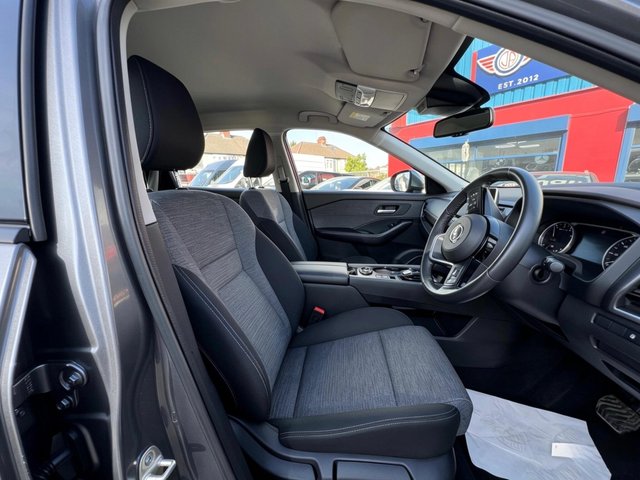 View our NISSAN X-TRAIL